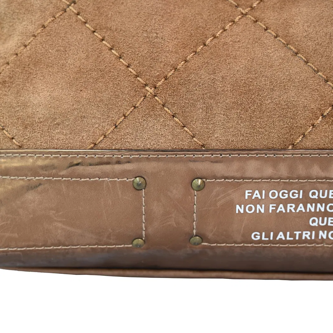 Stylish Brown Leather Travel Shoulder Bag for Adventurers