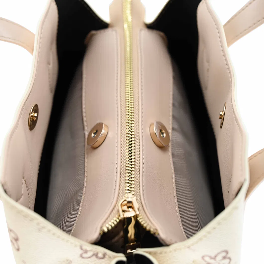 Elegant Style Delicate Clover with Patterned Handbag Unlock a New Elegant Look