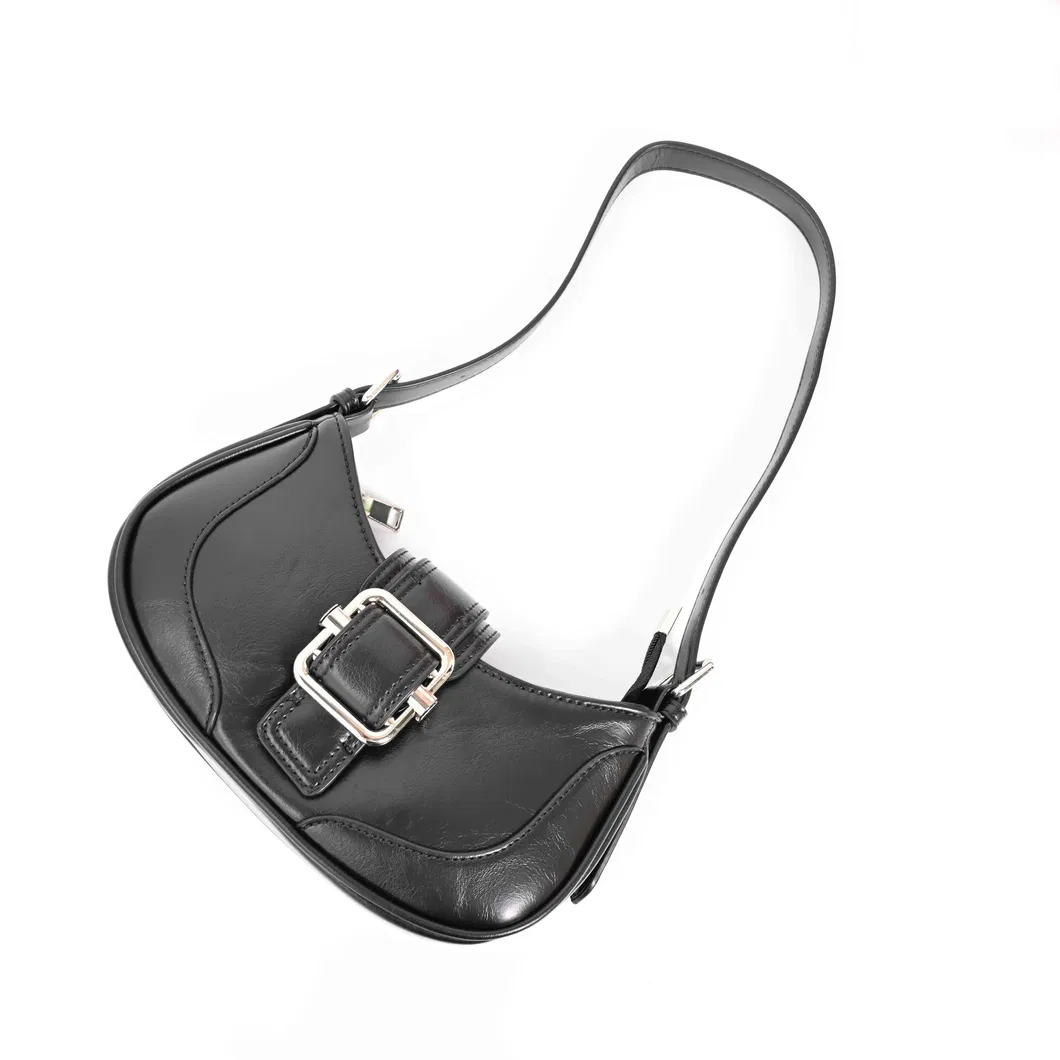 Elegant Black Leather Shoulder Bag with Metal Clasp Easily Accessible Handbag