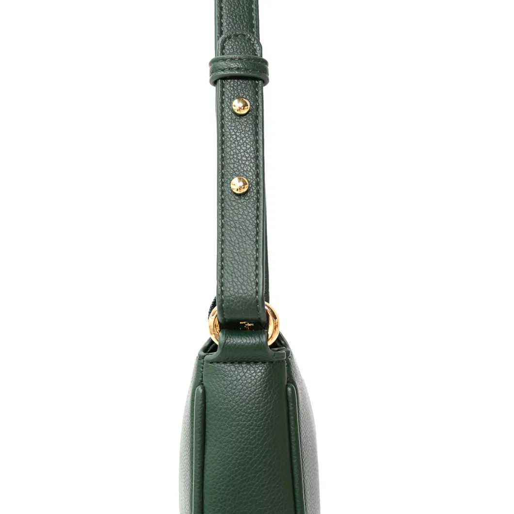Elegant Leather Shoulder Bag for Everyday Style and Function