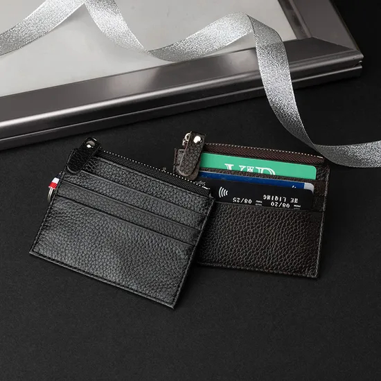 High-Quality Men′s Card Holder: Minimalist and Stylish