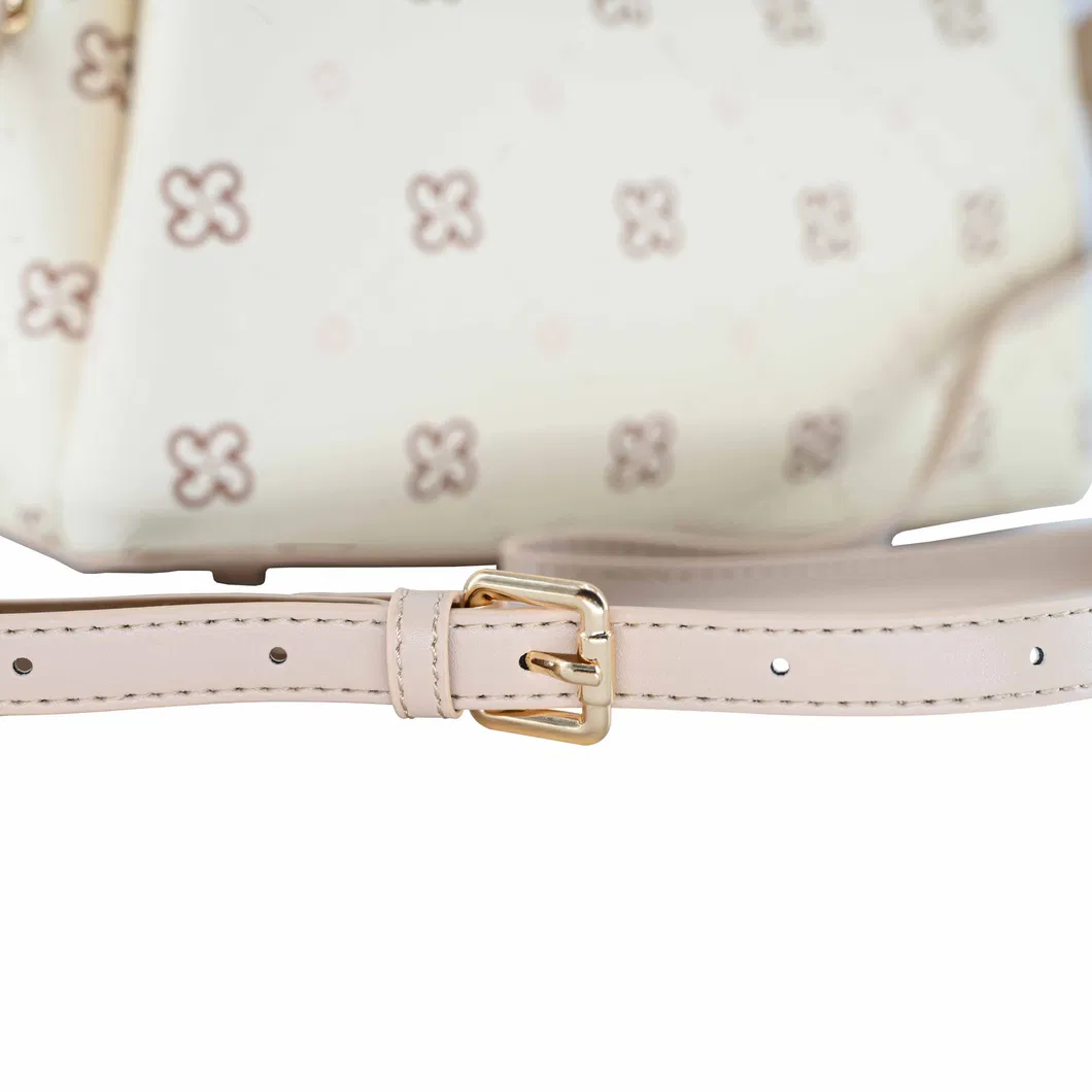 Elegant Style Delicate Clover with Patterned Handbag Unlock a New Elegant Look