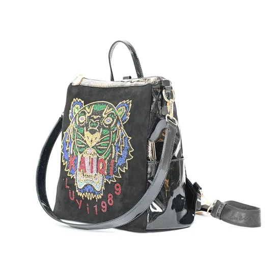 Stylish Women′s Backpack with Eye-Catching Tiger Diamond Pattern