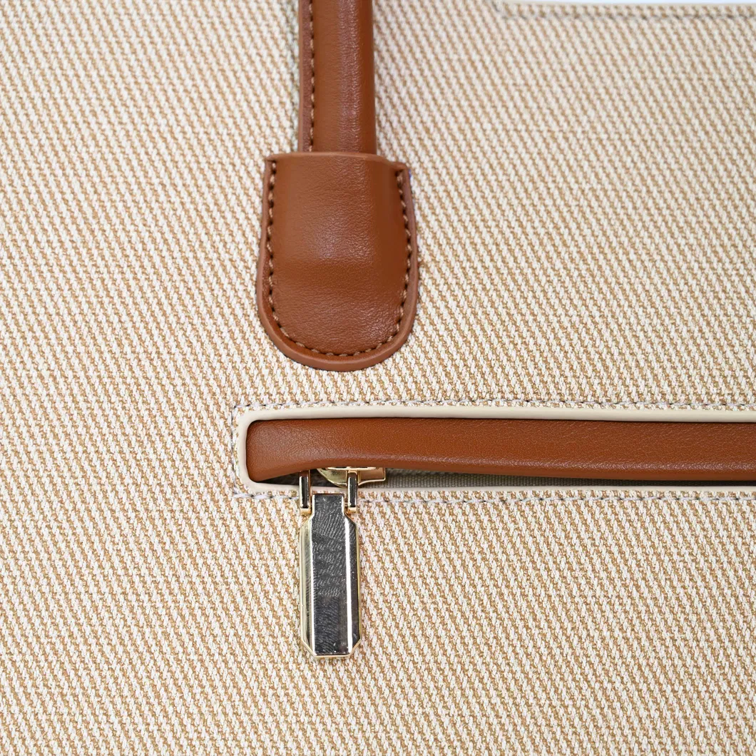 a Brown Ladies&prime; Handbag with a Strong Sense of High-End Design
