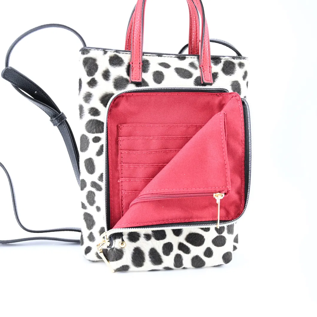 Stylish Premium PU Women&prime;s Shoulder Bag with Cosmetic Storage