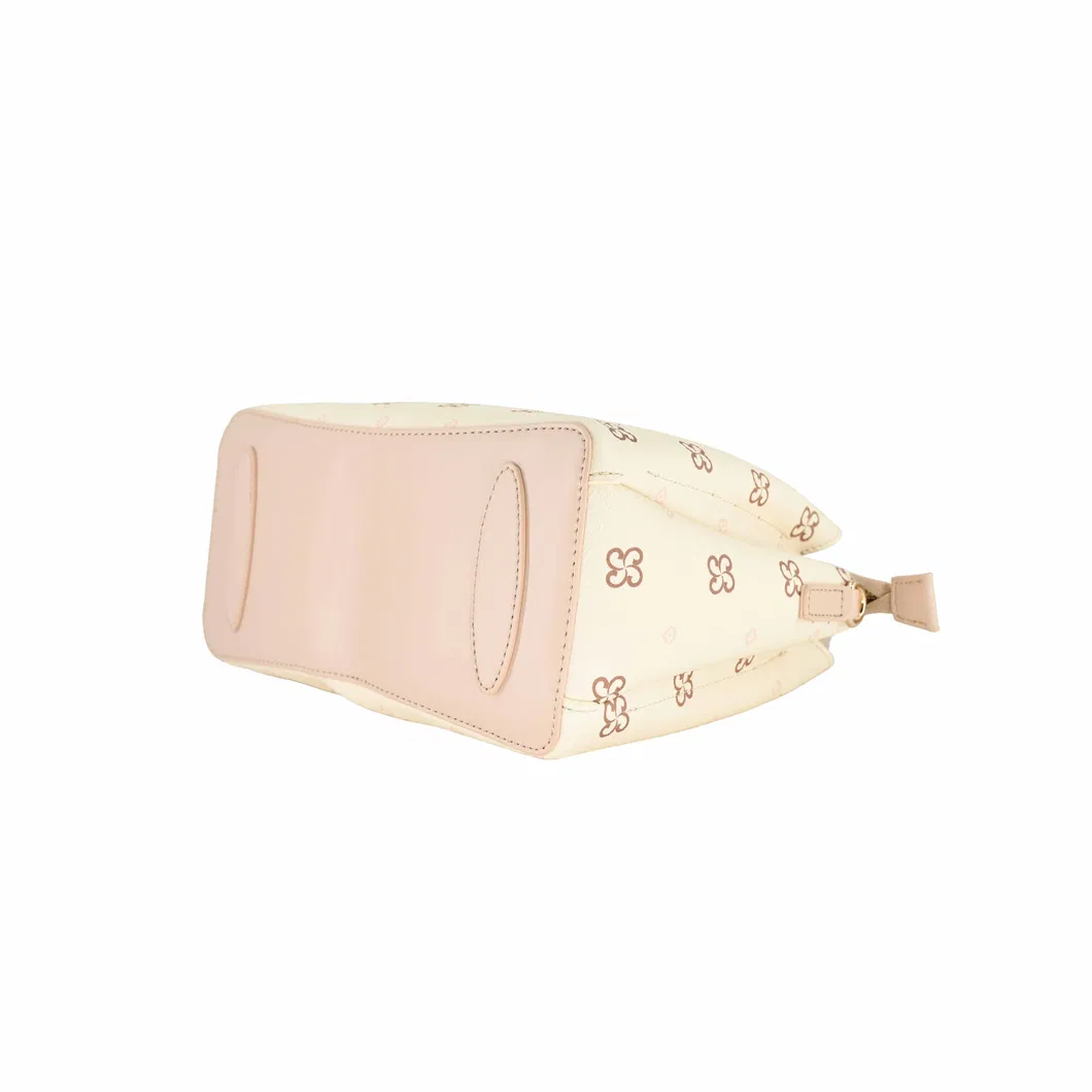 Elegant Style Delicate Clover with Patterned Handbag Unlock a New Elegant Look