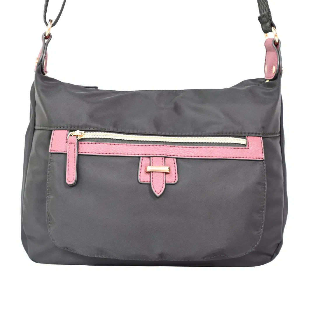 Stylish Crossbody Handbag for Women with Chic Chain Strap