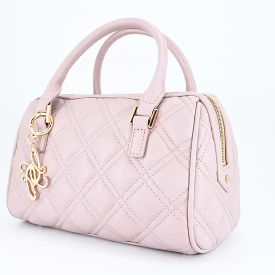 Chic Minimalist Tote Bag for Women with Stylish Pink Accents