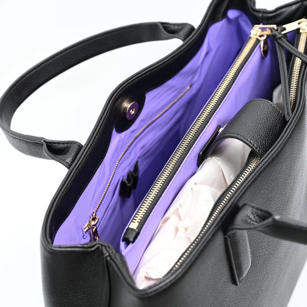 Sleek Black PU Commuter Bag: Style Meets Functionality for Modern Women