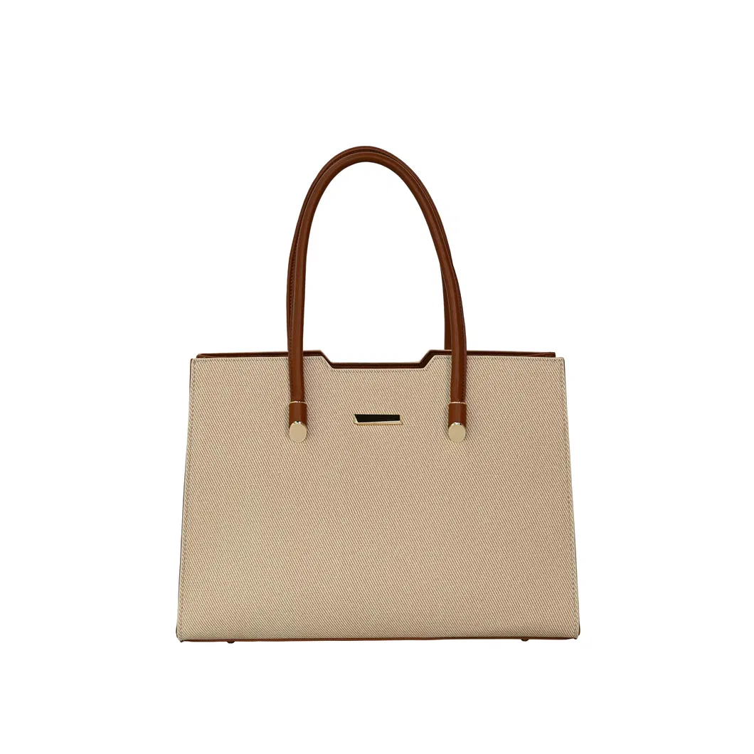 a Brown Ladies&prime; Handbag with a Strong Sense of High-End Design
