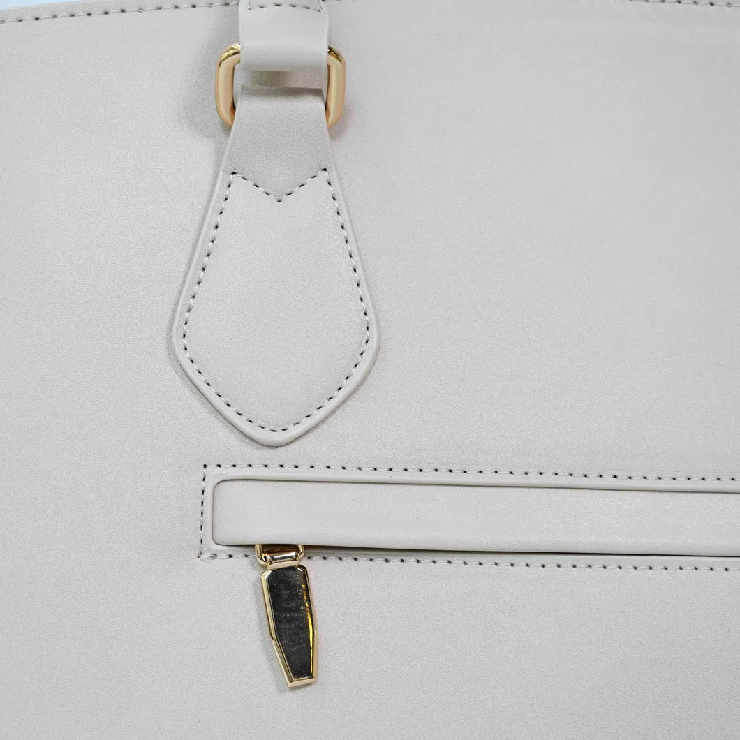 Trendy and Minimalist Women&prime;s Handbag with off-White Splicing