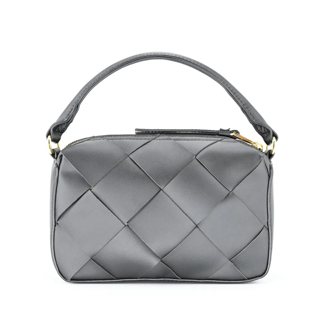 Chic Black PU Handbag: The Perfect on-The-Go Companion for Trendy Women