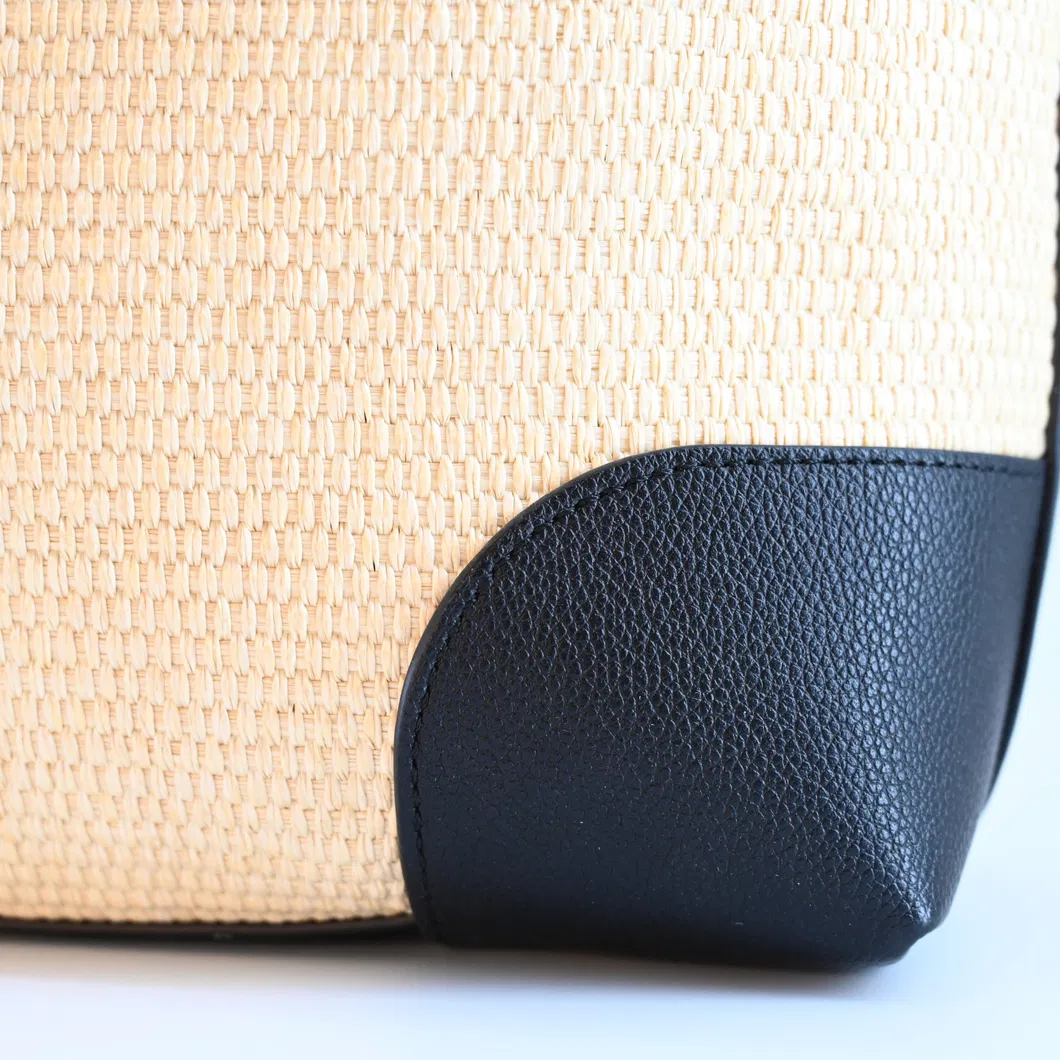 Sustainable Style: Woven Tote Bag with Bamboo Handles for The Eco-Chic Woman