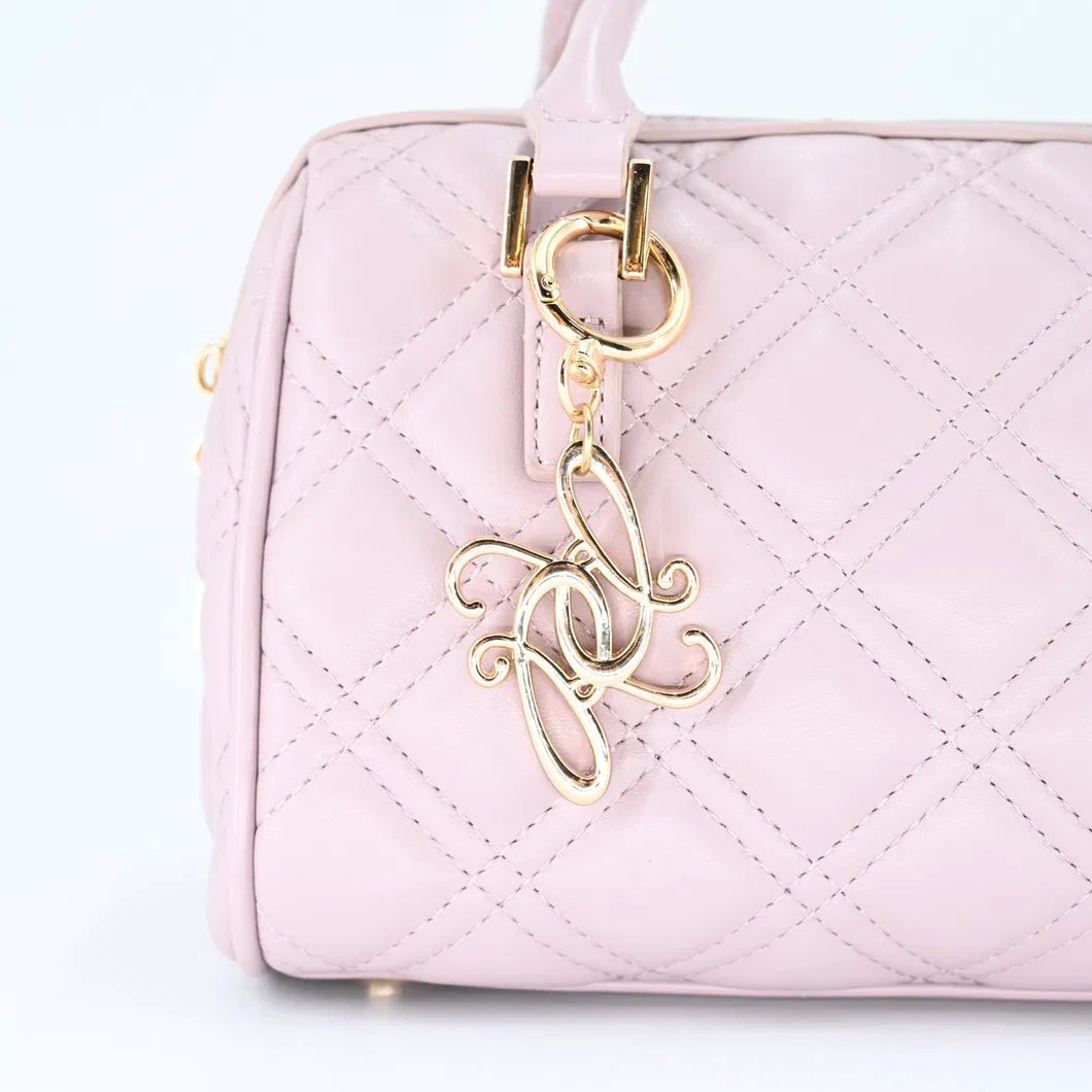 Chic Minimalist Tote Bag for Women with Stylish Pink Accents