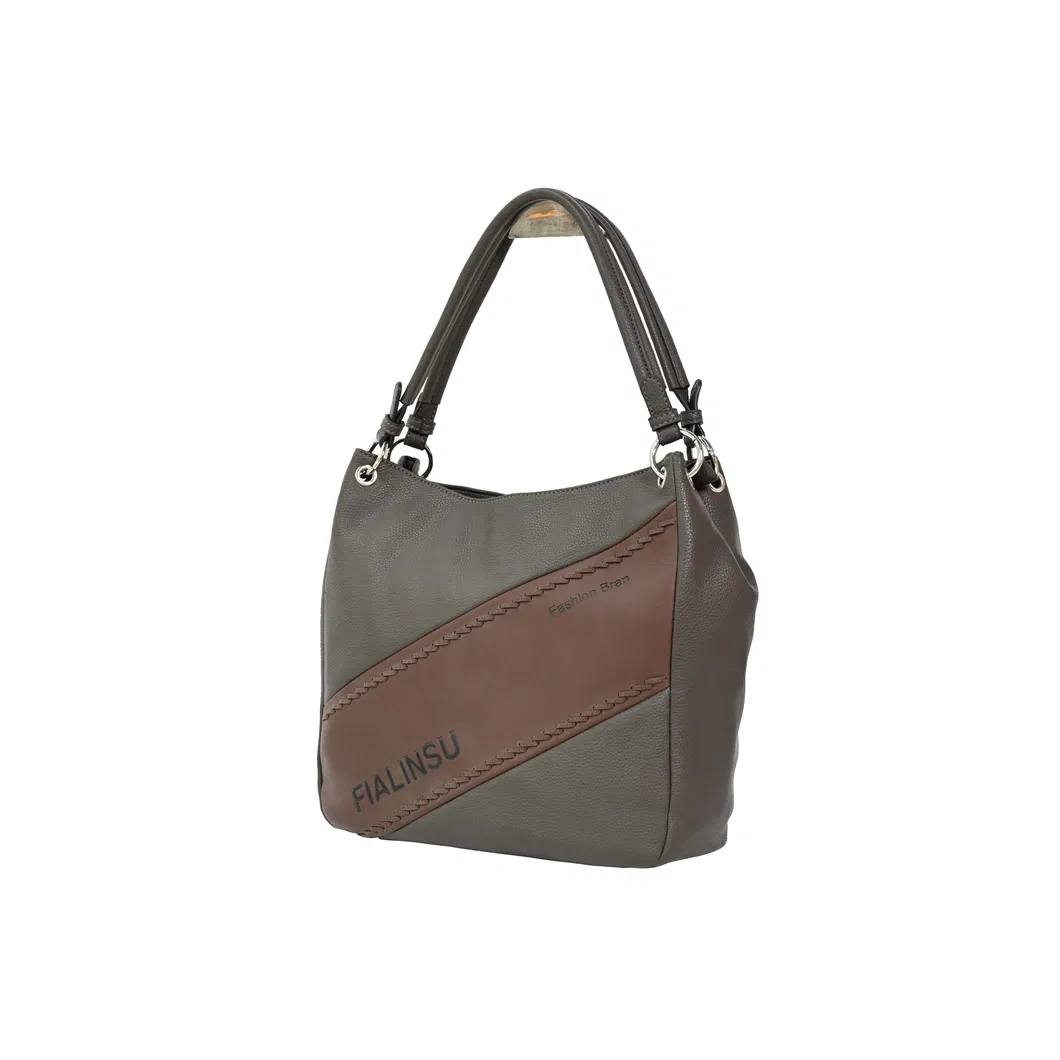 Elegant Chic Leather Handbag for The Modern Sophisticated Woman