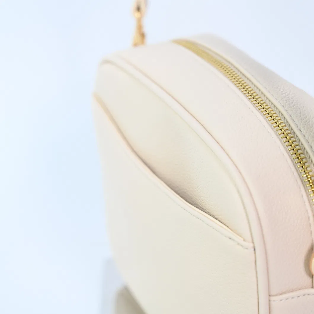Elegant Chic Handbag for Women with Adjustable Strap