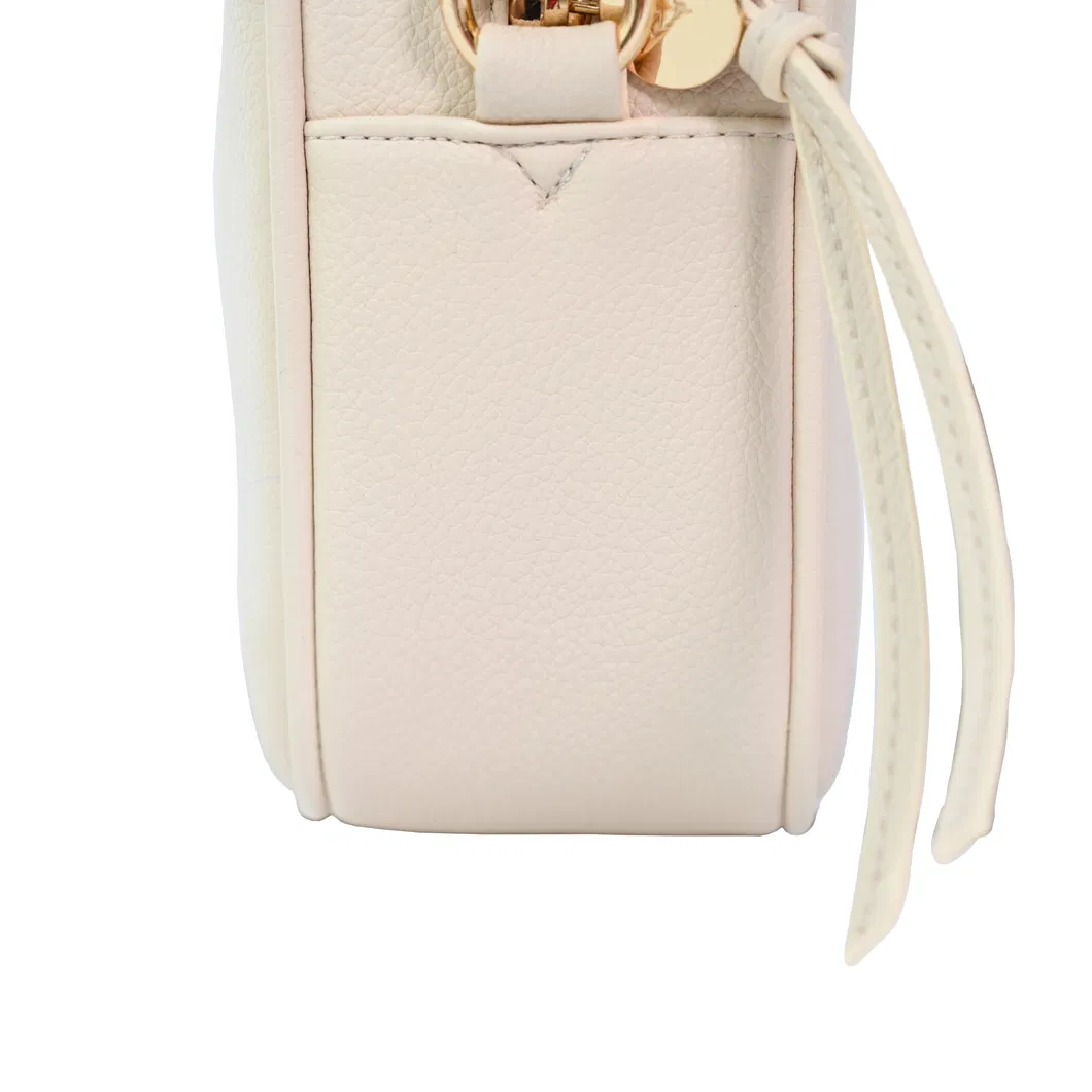 Stylish Ivory Crossbody Bag for Everyday Elegance and Functionality