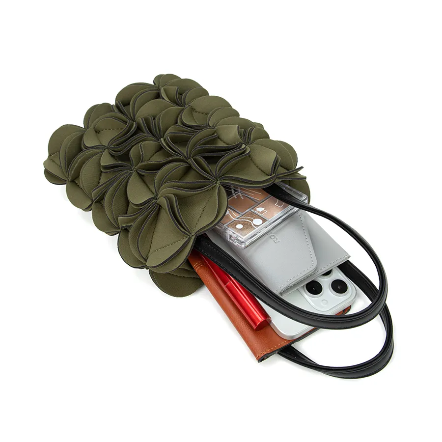 Elegant Floral Design Women&prime;s Multi-Functional Phone Wallet Bag
