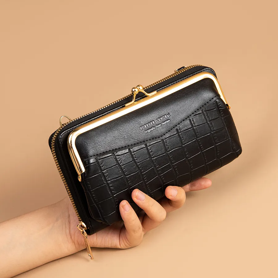 Elegant and Fashionable Checkered Design Zip Wallet for Women