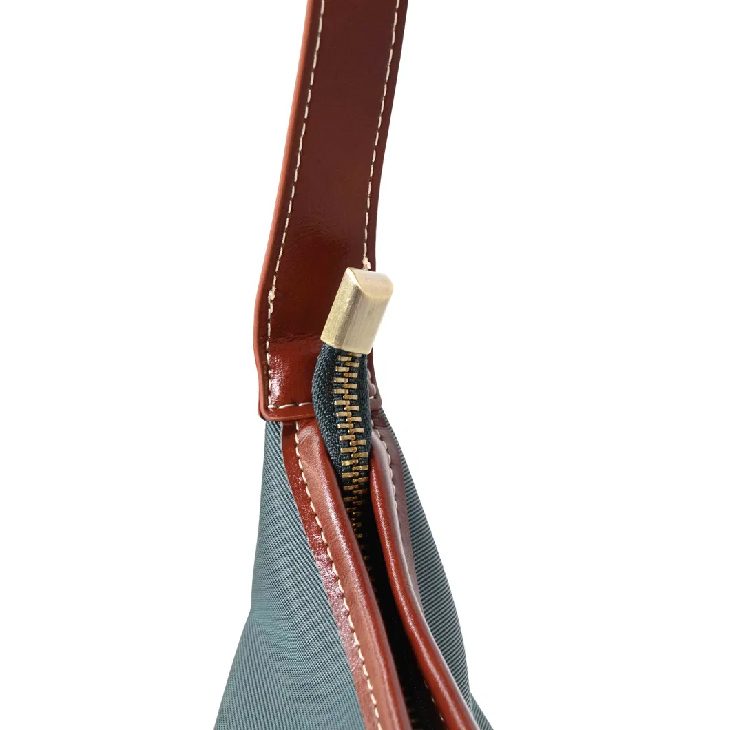 Stylish Terylene Bread Design Commuter Bag High Quality Fabric Crossbody Bag Classic Underarm Bag