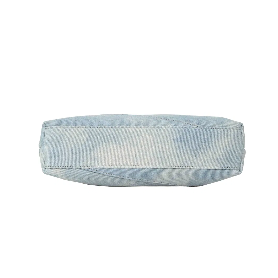 Light Blue Chic Women&prime;s Tote Bag for Everyday Use