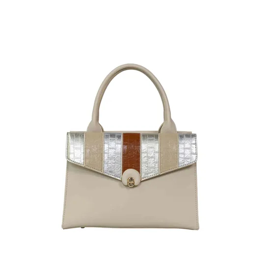 Sophisticated off-White Handbag Featuring Stylish Silver Details for Women
