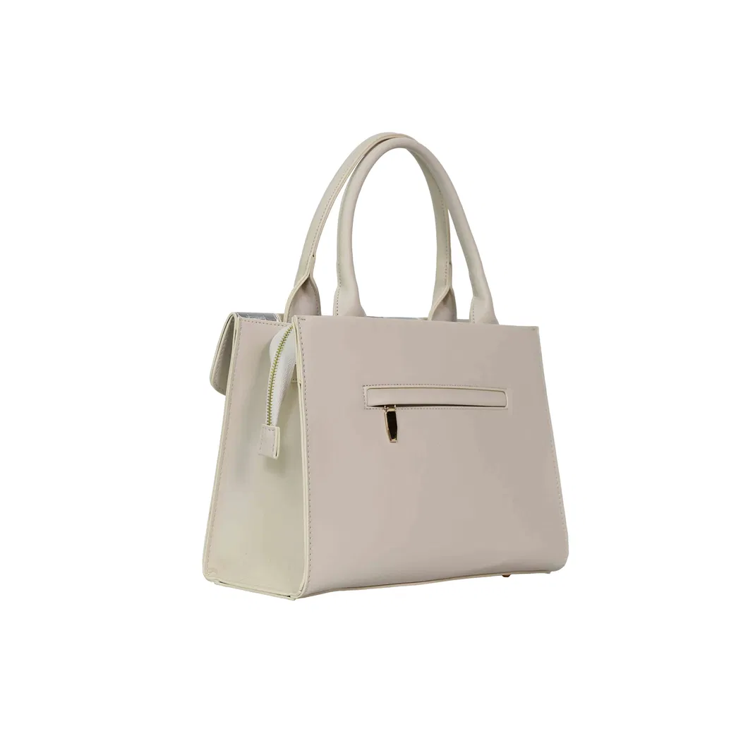 Chic off-White Handbag with Silver Hardware for Stylish Women