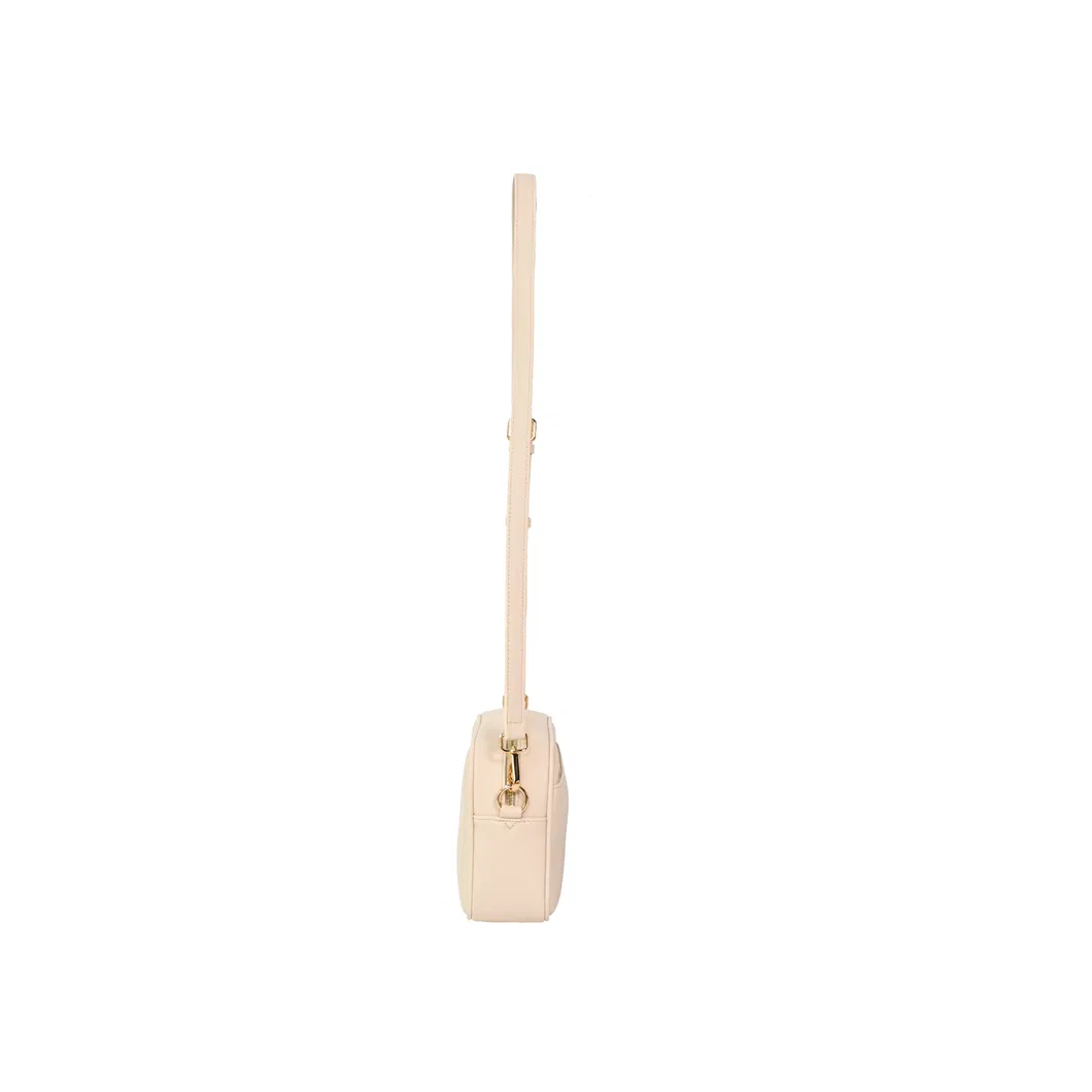 Timeless Ivory Crossbody Bag: Elegant Design for The Modern Woman