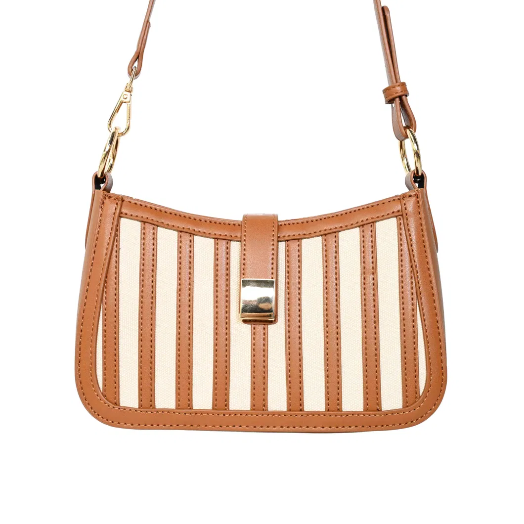 Sleek Crossbody Convertible Bag - Modern Underarm Sling for Versatile Fashion