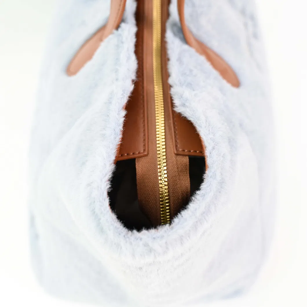 Chic Customizable Fluffy Tote Bag - a Must-Have for Fashion-Forward Women