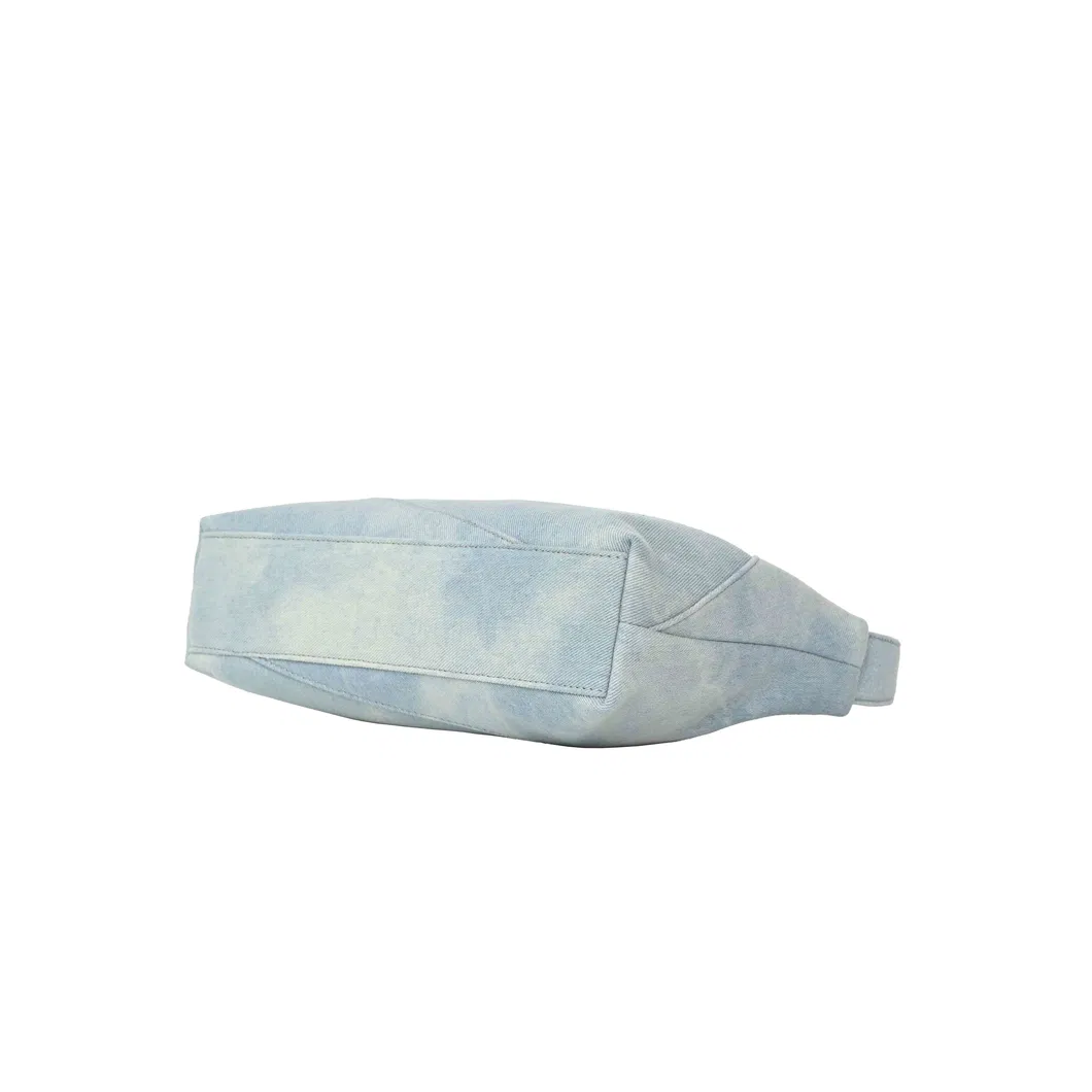 Light Blue Chic Women&prime;s Tote Bag for Everyday Use