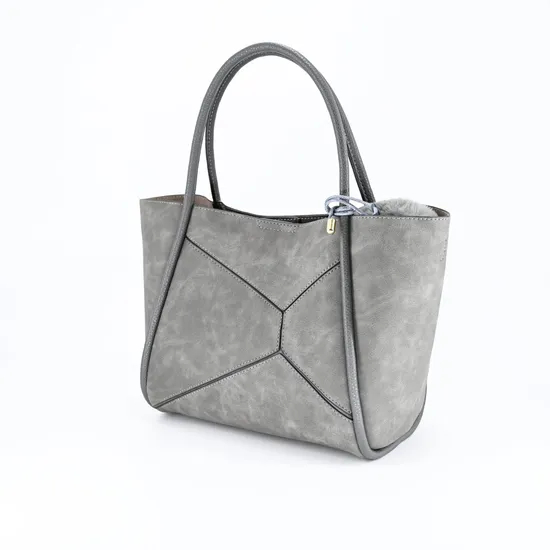 Chic Minimalist Crossbody Handbag for Trendy Women Shopping