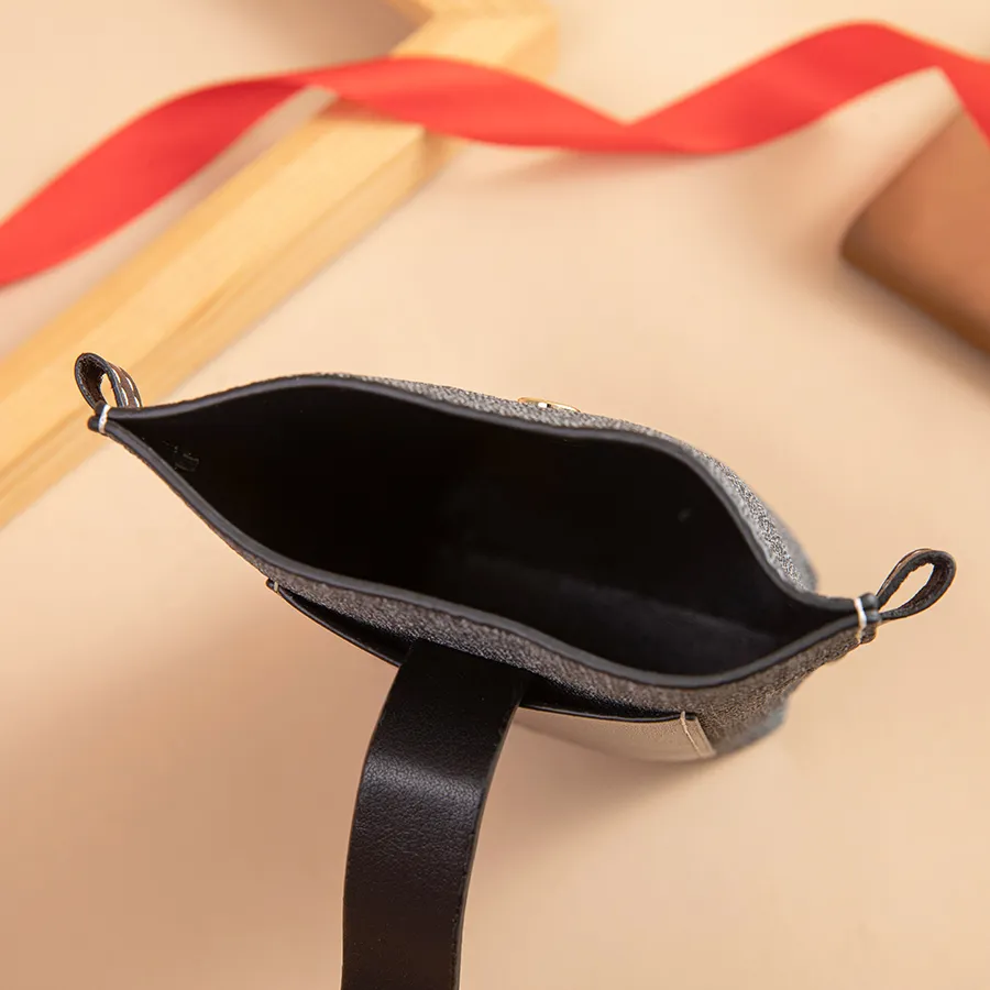 Stylish Minimalist Portable Canvas Storage Pouch for Organizing