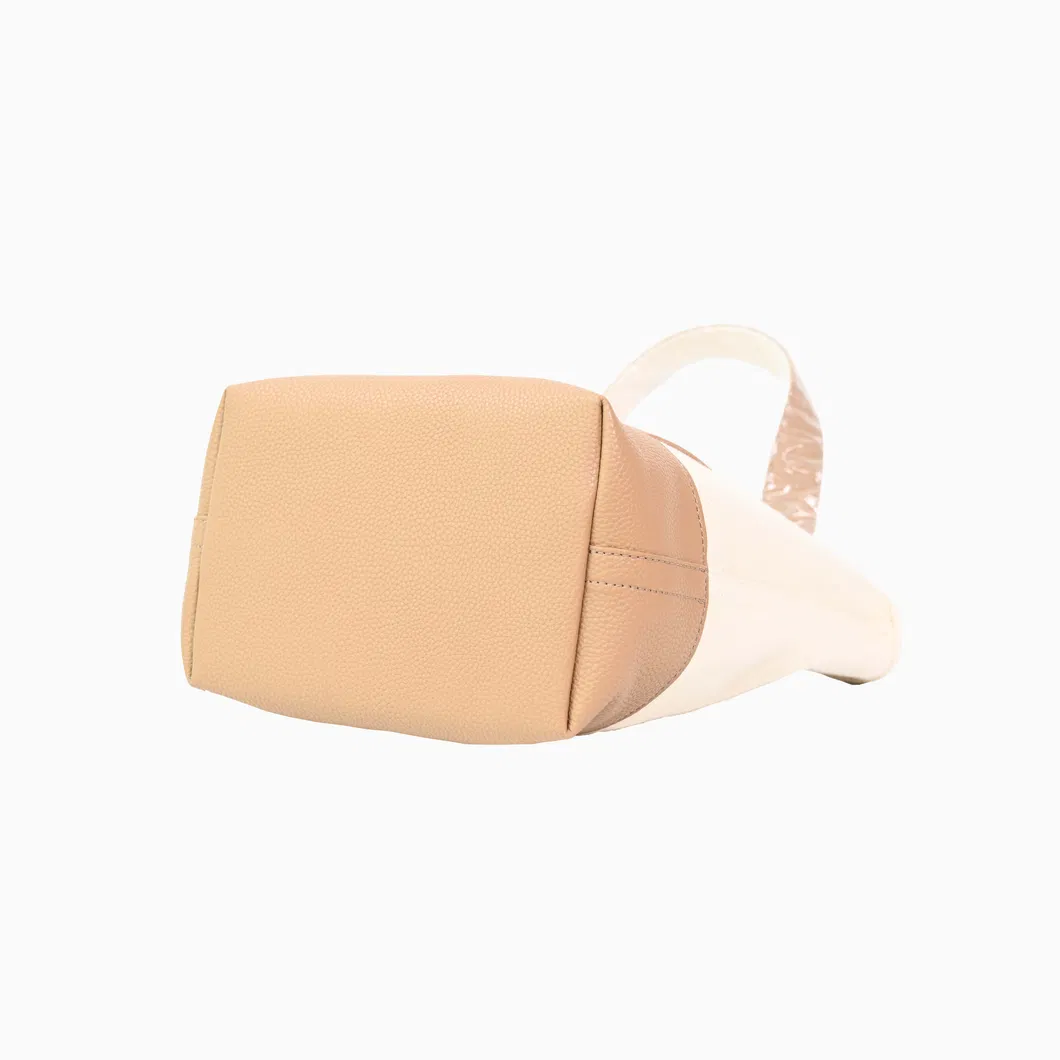 Elegant Brown Canvas Tote Bag - Minimalist Style for Everyday Essentials