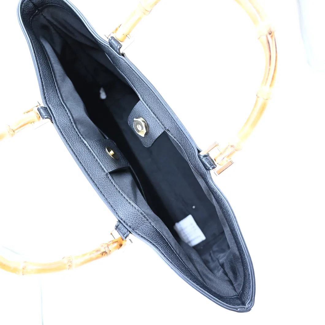 Chic Women&prime;s Handcrafted Woven Handbag with Unique Bamboo Handle