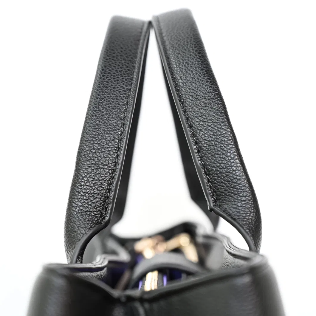 Chic Black PU Commuter Bag with Stylish and Functional for Modern Women