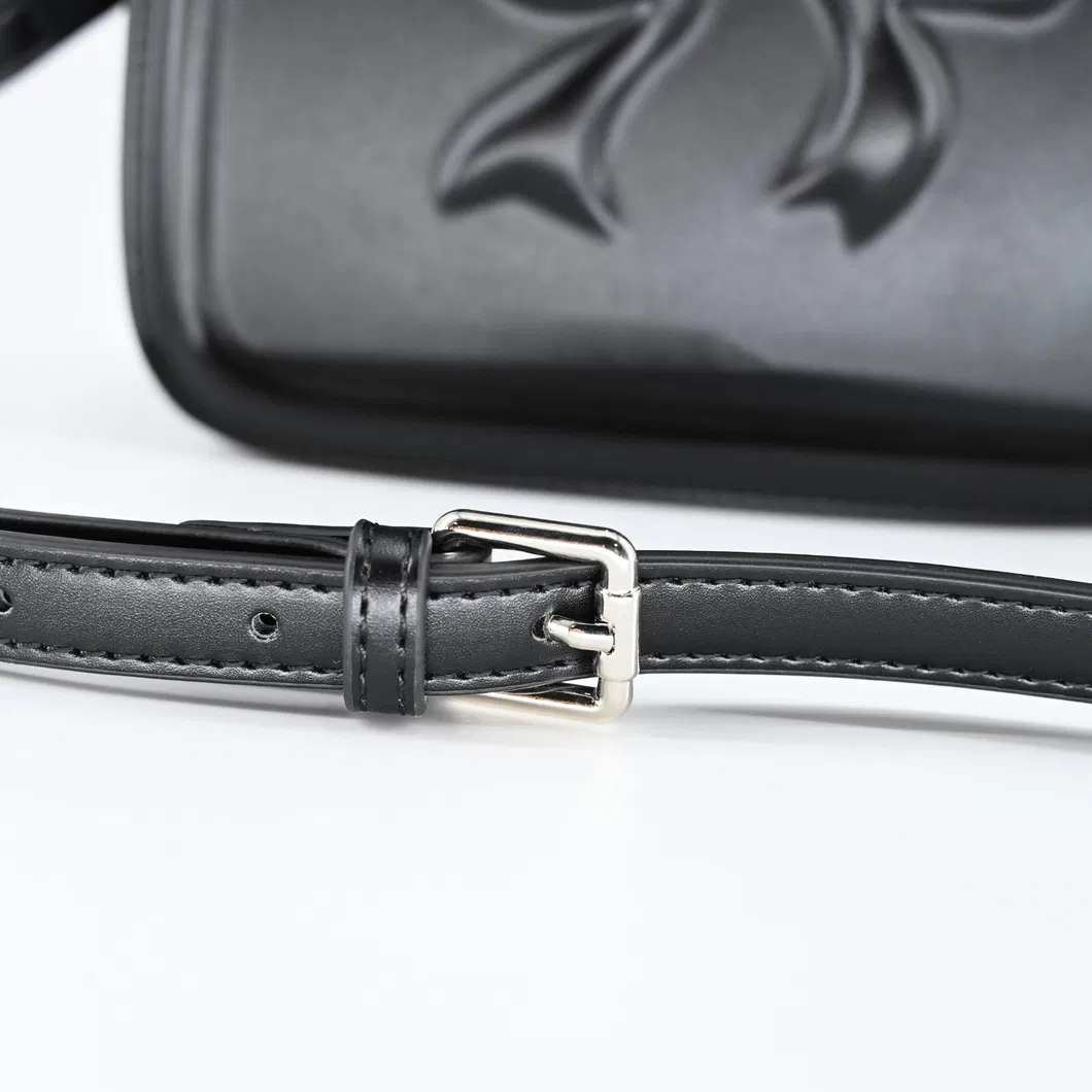 Timeless Black Handbag: The Essential Accessory for Every Trendsetting Woman