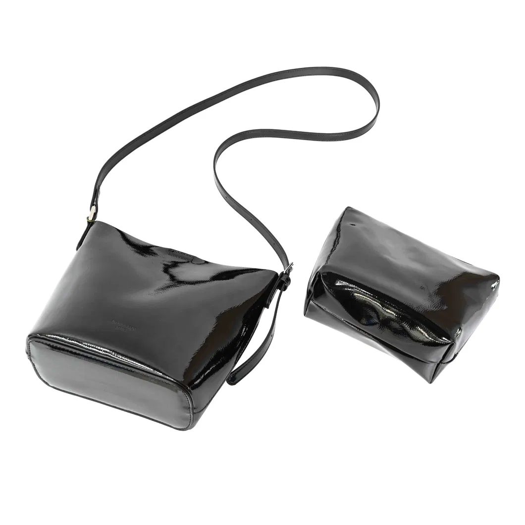 Elegant Glossy Black Leather Women&prime;s Shoulder and Crossbody Bag