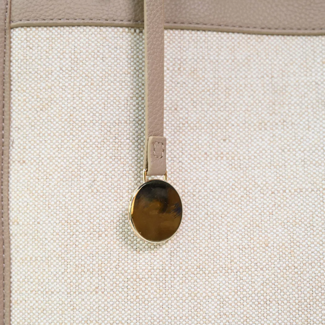 Elegant Brown Tote Bag for Women - Perfect for Carrying Shopping Essentials