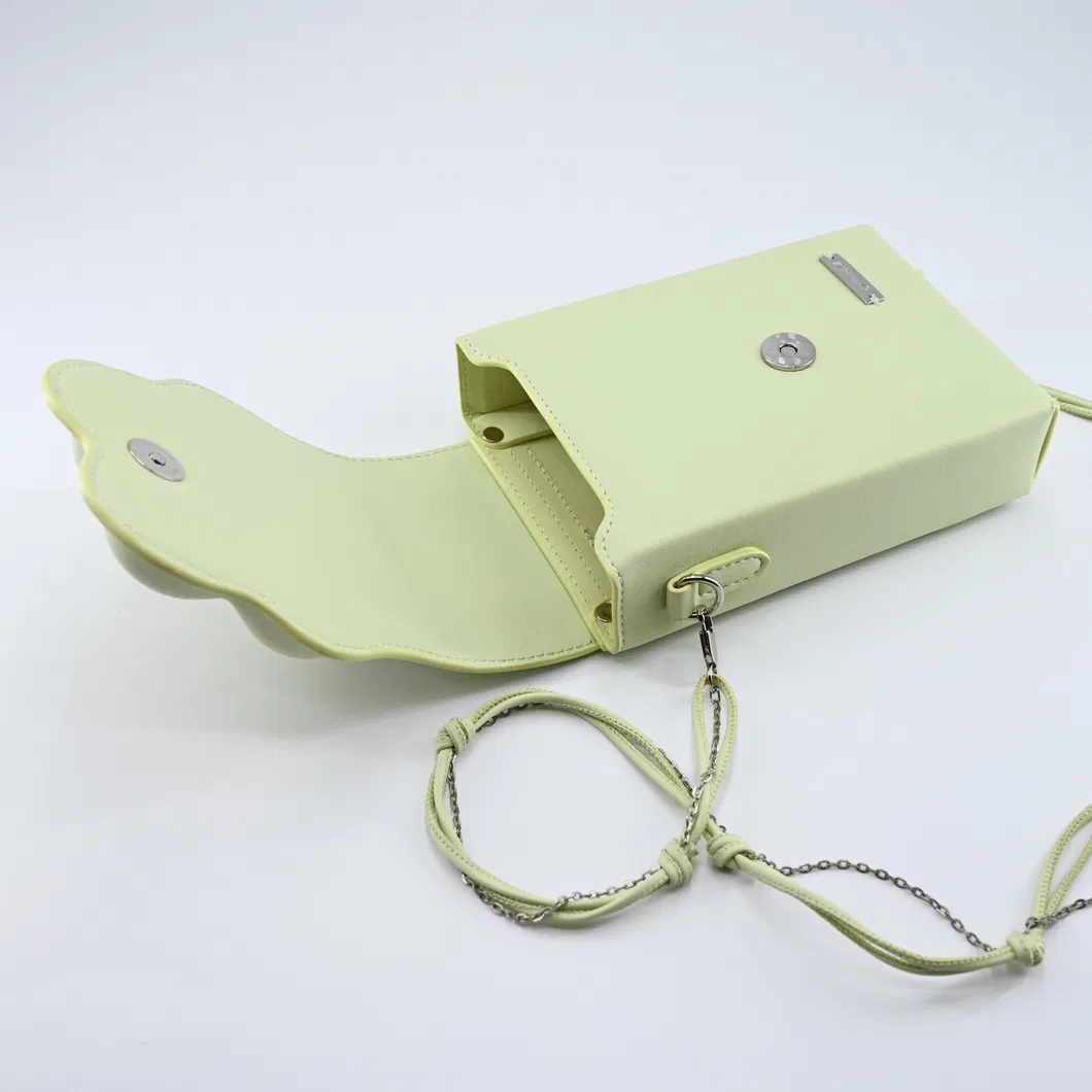 Chic Premium PU Shoulder Bag for Women&prime;s Cosmetics and Phones
