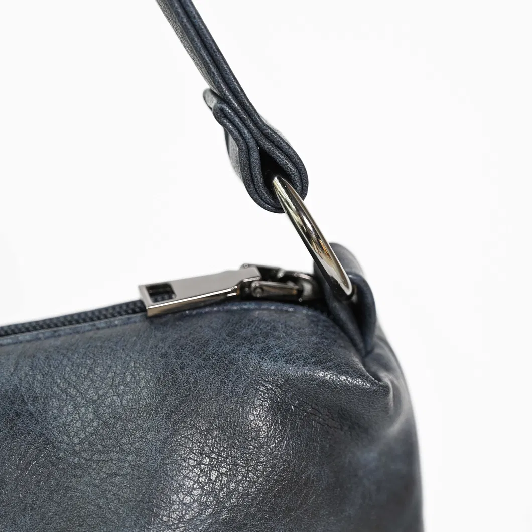 Stylish Leather Handbag for Women - Chic Underarm Design for Everyday Use